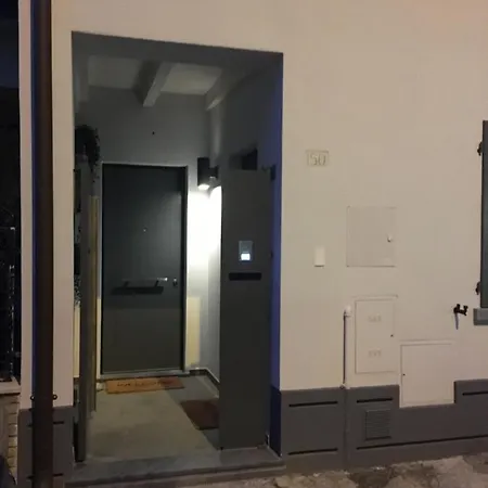 לינה וארוחת בוקר 150 Latomare מרינה די קררה